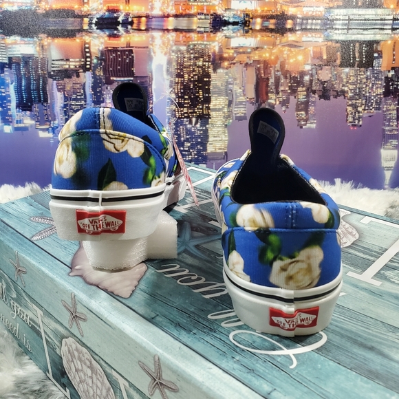 Vans Romantic Floral 💐🌹 Era - Picture 9 of 15